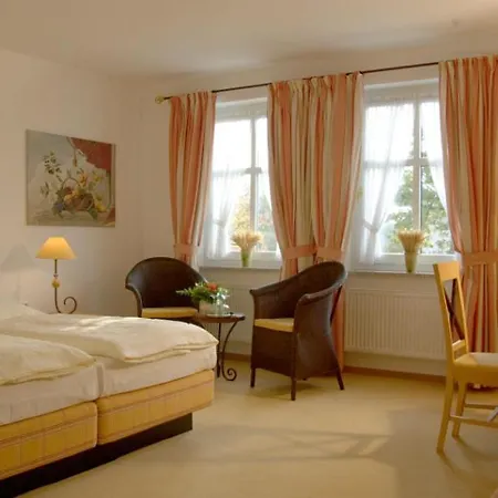 Baerenkrug Hotel 3*