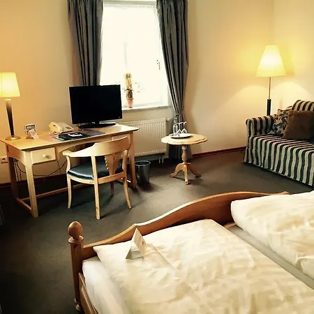 Hotel Baerenkrug 3*